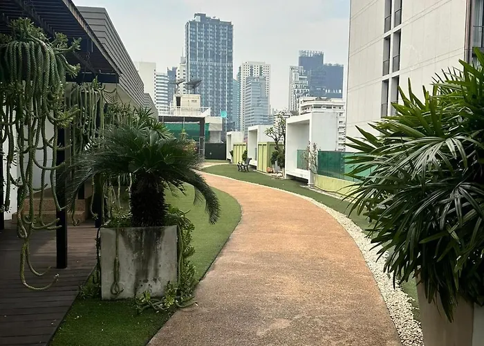 Spacious Sukhumvit Near Emquartier