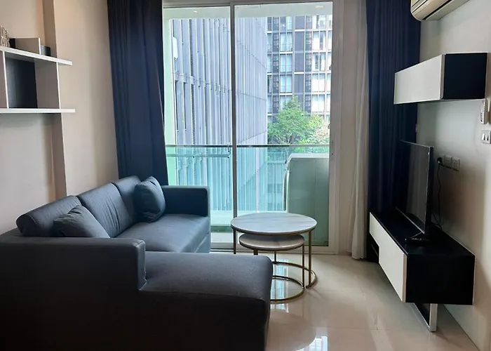 Spacious Sukhumvit Near Emquartier Apartment