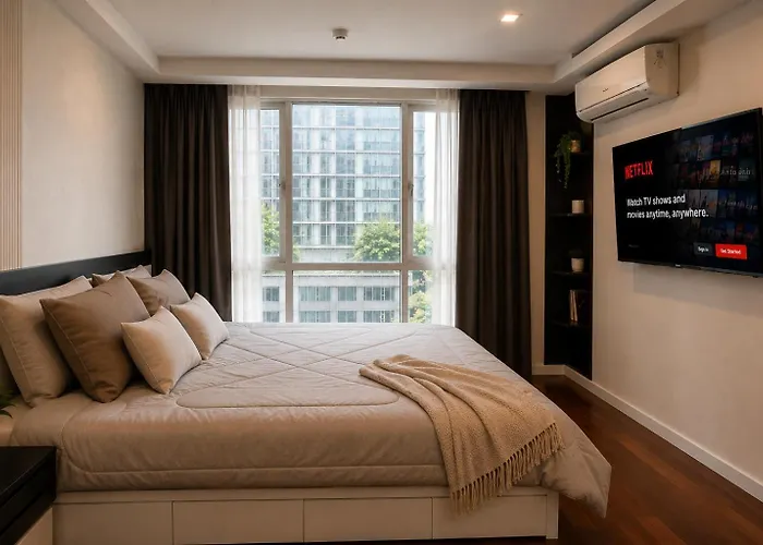 Spacious Sukhumvit Near Emquartier Apartment