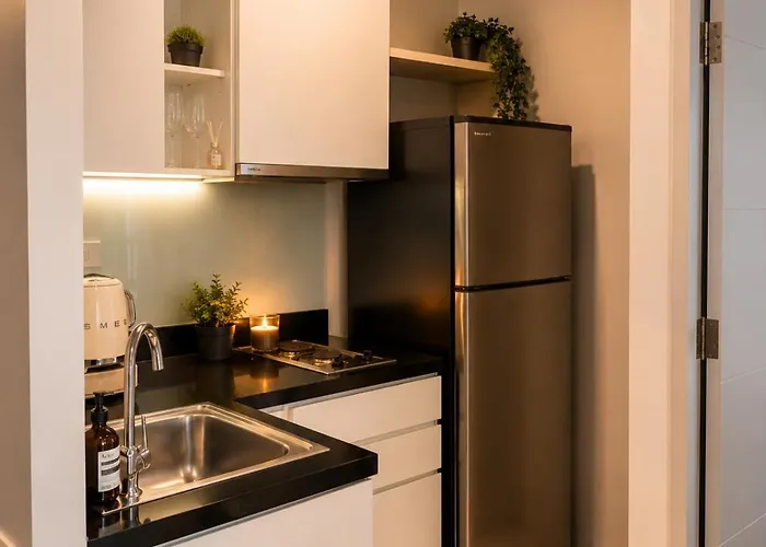 Spacious Sukhumvit Near Emquartier Apartment *